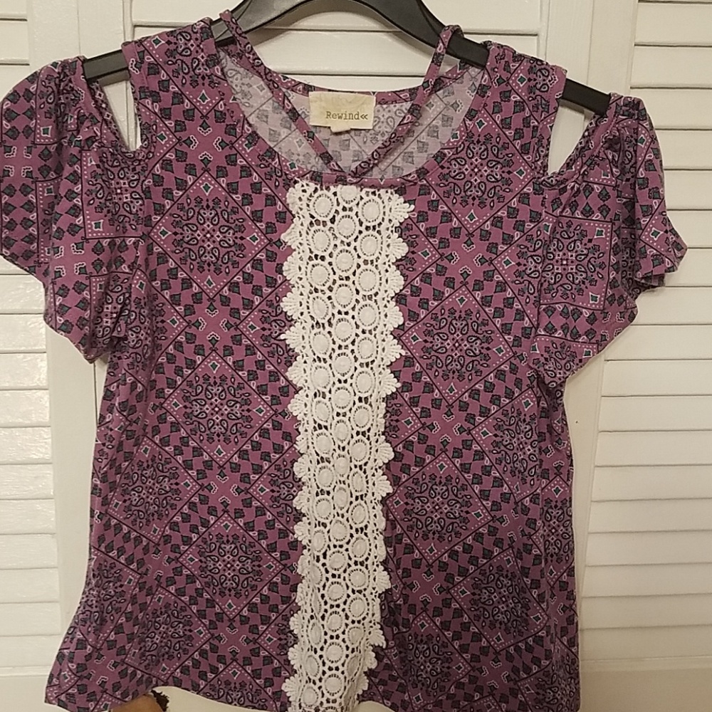 Cold shoulder shirt